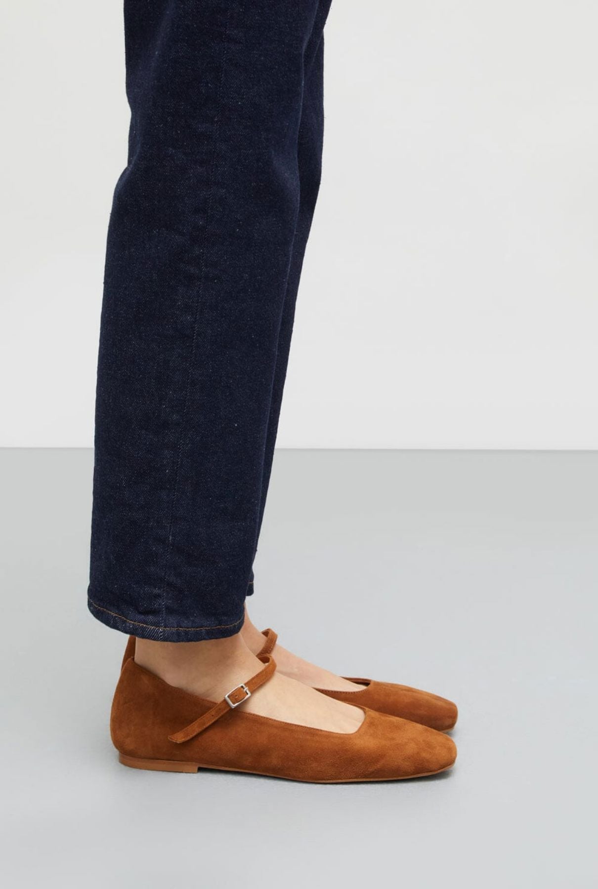 Julieta Mary Janes in Caramel Suede