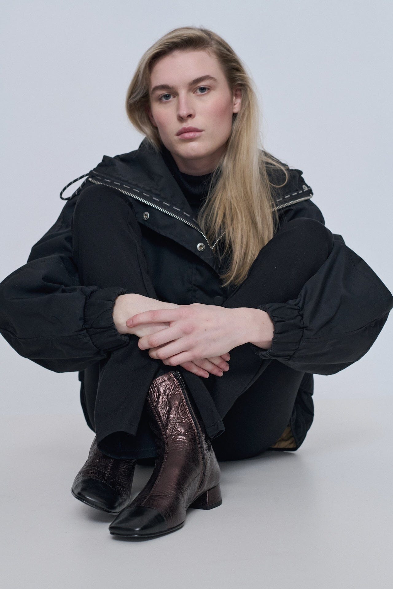 Laurie Ankle Boots in Chocolate-coloured Metallic Leather