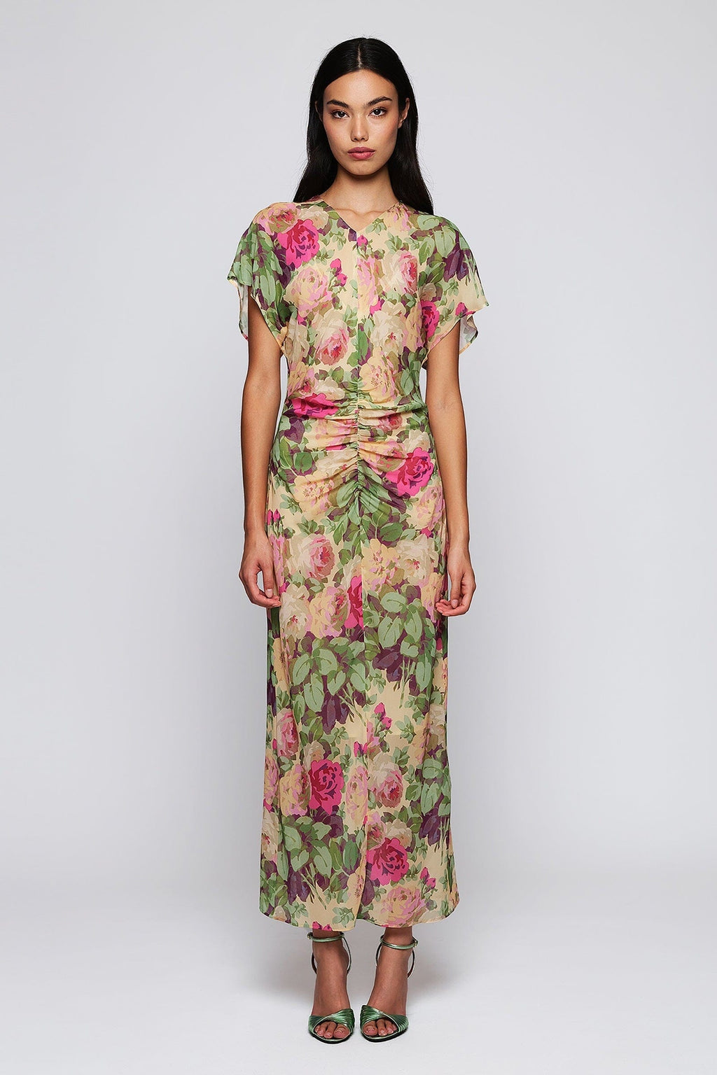Vestido rosa drapeado de gasa estampado floral